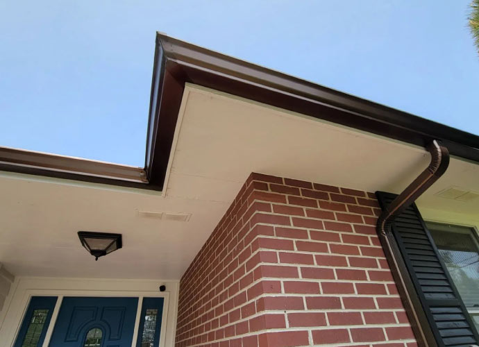 Installed unique design gutter